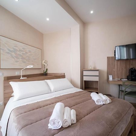 Esperia B&B Oliveri Buitenkant foto