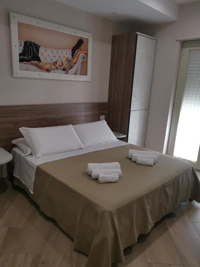 Esperia B&B Oliveri Buitenkant foto